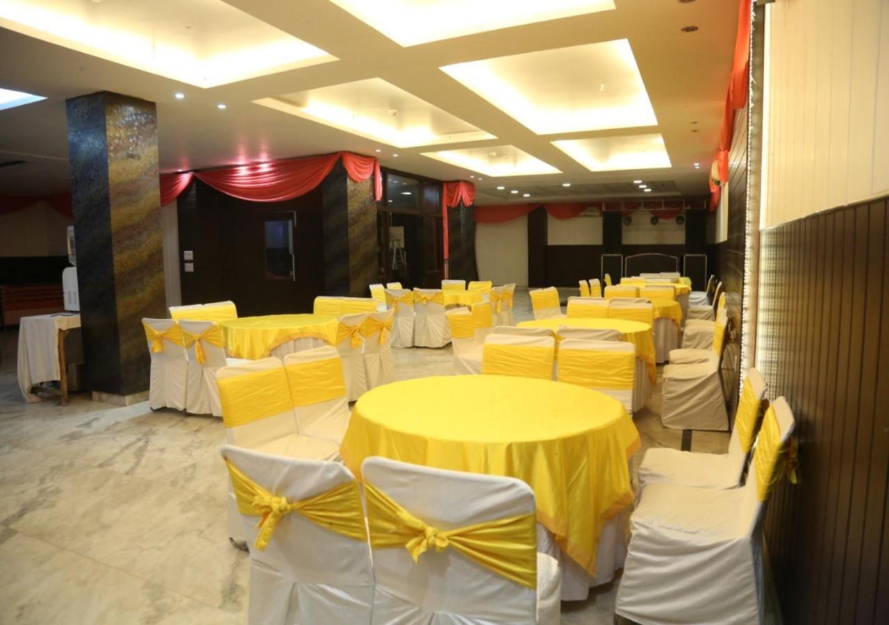 Hotel Loto - Sector 66 Noida Exterior photo